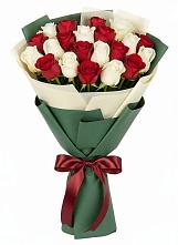 Букет Микс из красных и белых роз #REPLACE_PRED# Добринка Липецкая область