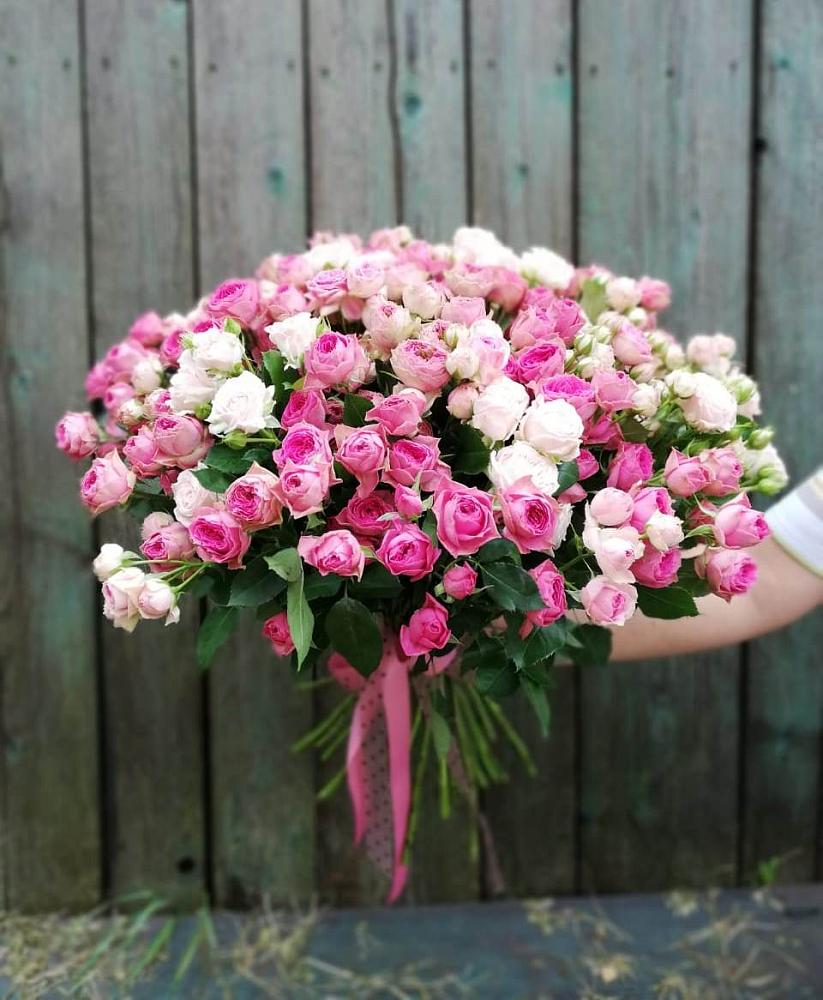 Букет Розовые кустовые розы Натали и Лав Лидия в Добринка Липецкая область