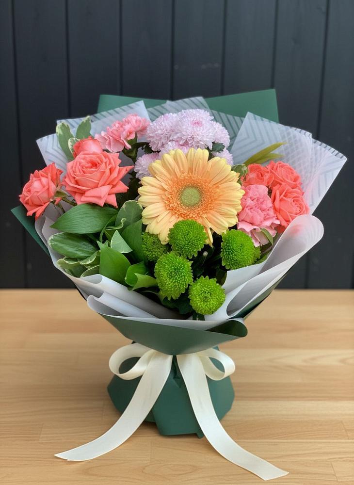 Букет цветов из: Гвоздики, Розы, Герберы и Хризантемы в Добринка Липецкая область